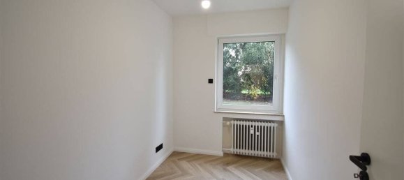 4-salle Appartement à Essen, Germany No. 64665 8