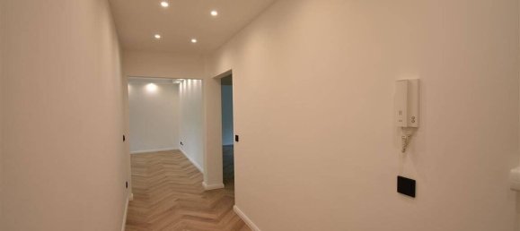 4-salle Appartement à Essen, Germany No. 64665 3