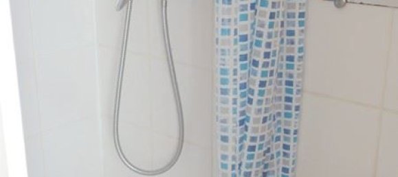 Studio in Paris, France No. 329831 4