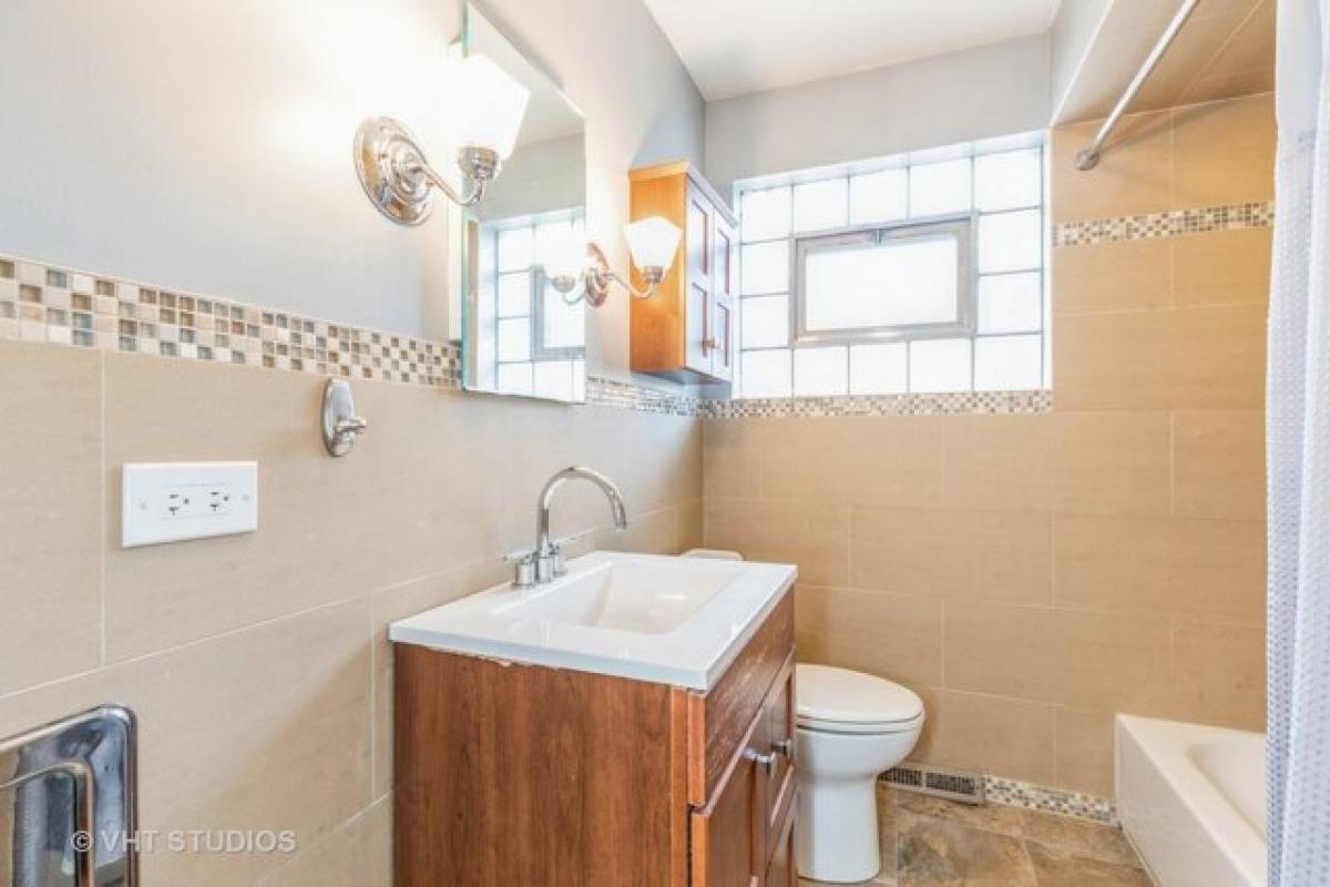 3 bedrooms House in Evergreen Park, USA No. 401368