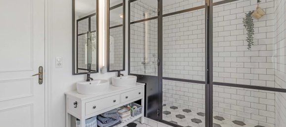 Вилла с 5 спальнями в Тулон, Франция № 332989 15