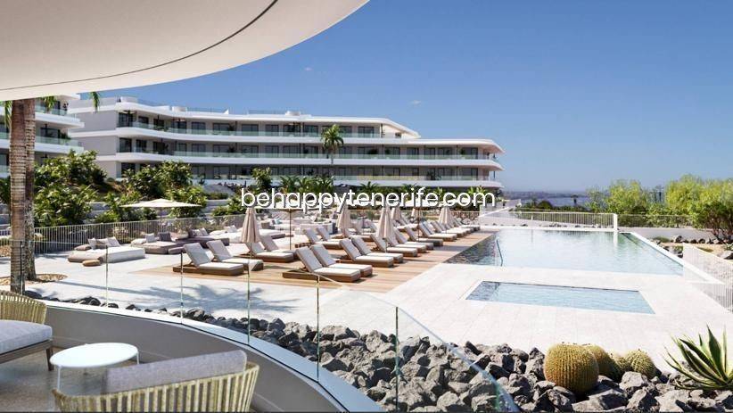 Квартира с 2 спальнями в Адехе, Испания № 17988