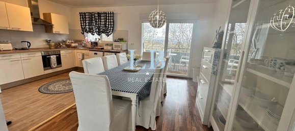 4 Schlafzimmer Wohnung in Zweibrücken, Germany, Nr. 69710 2