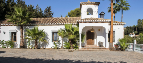 5 bedrooms Villa in Marbella, Spain No. 276676 9