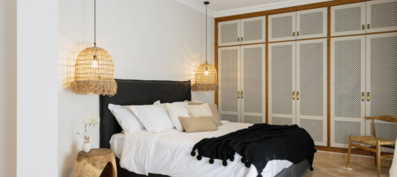 5 bedrooms Villa in Marbella, Spain No. 276676 19