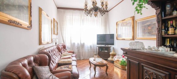 Apartamento de 2 dormitorios en Sesto San Giovanni, Italy No. 294594 2