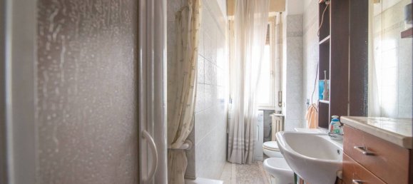 Apartamento de 2 dormitorios en Sesto San Giovanni, Italy No. 294594 24