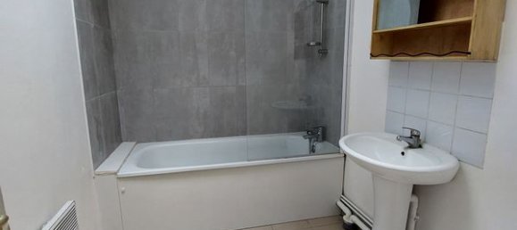 2 bedrooms House in Saint-Amand-les-Eaux, France No. 78349 3