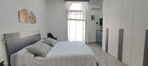 2 chambres Appartement à Naples, Italy No. 312296 9