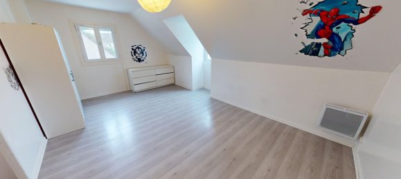 5 bedrooms House in Sarcelles, France No. 167242 6