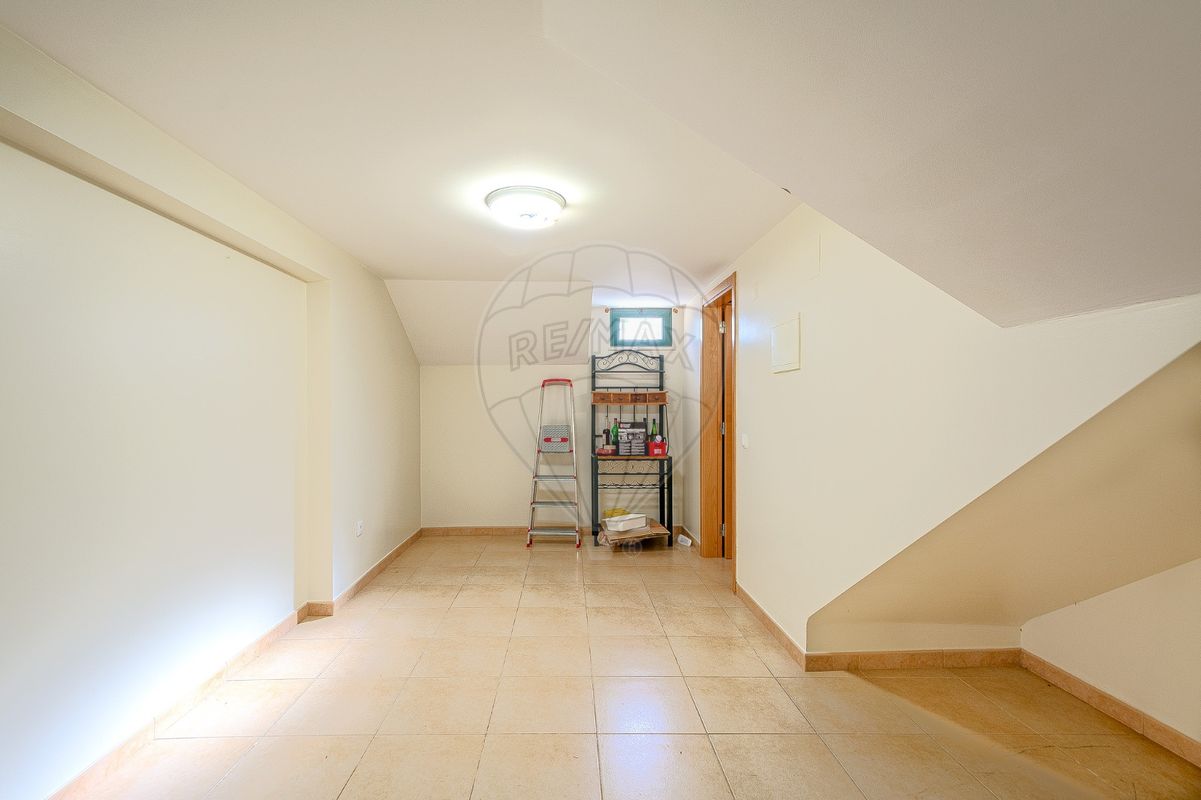 Villa T4 em Ferreiras, Portugal N.º 16957