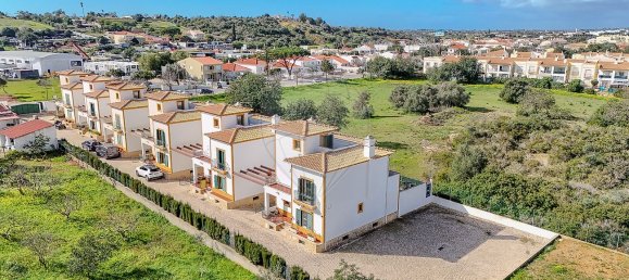 Villa T4 em Ferreiras, Portugal N.º 16957 12