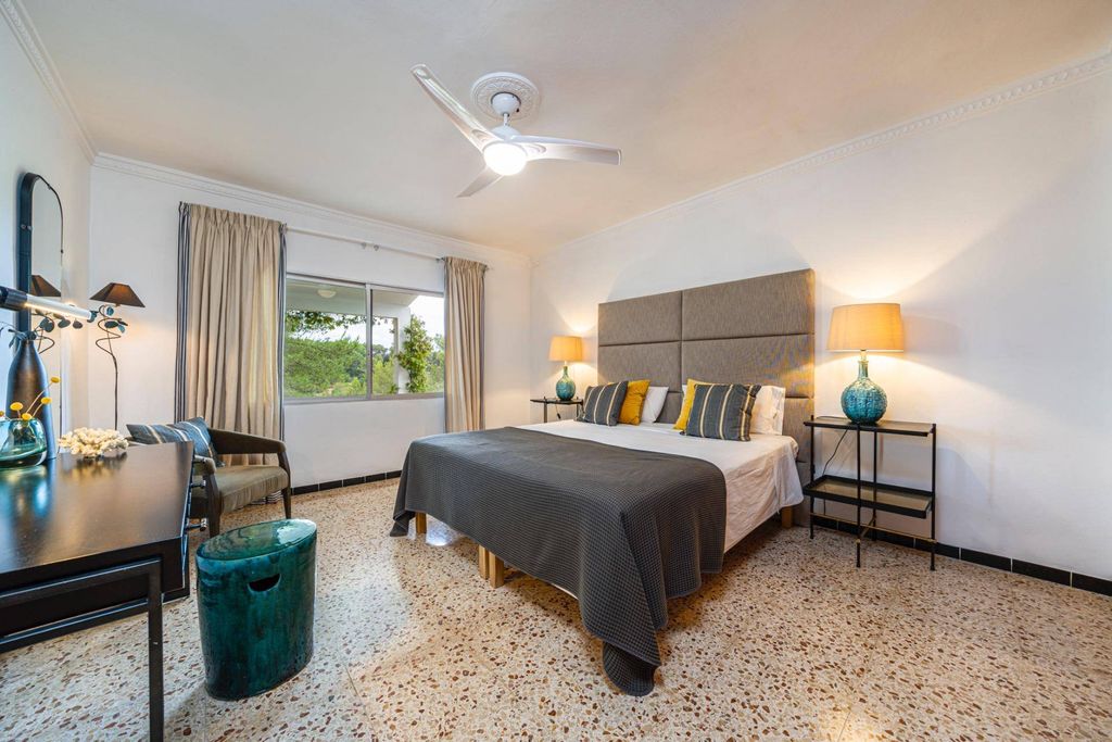 5 bedrooms House in Algaida, Spain No. 279106