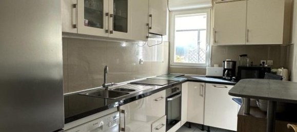 Квартира с 3 спальнями в Каррьер-сюр-Сен, Франция № 188670 7