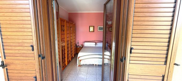 3 rooms House in Syracuse, Italy No. 276103 9