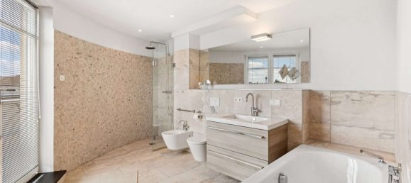 Penthouse T4 em Dusseldorf, Germany N.º 228016 8