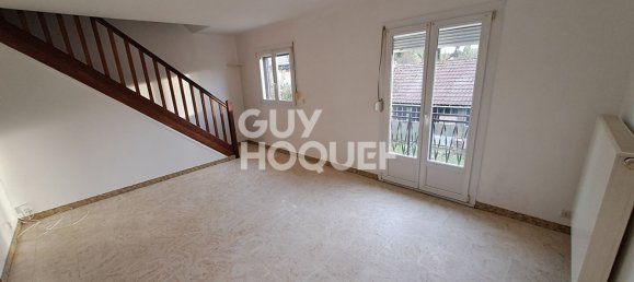 4 bedrooms House in Soissons, France No. 157903 2