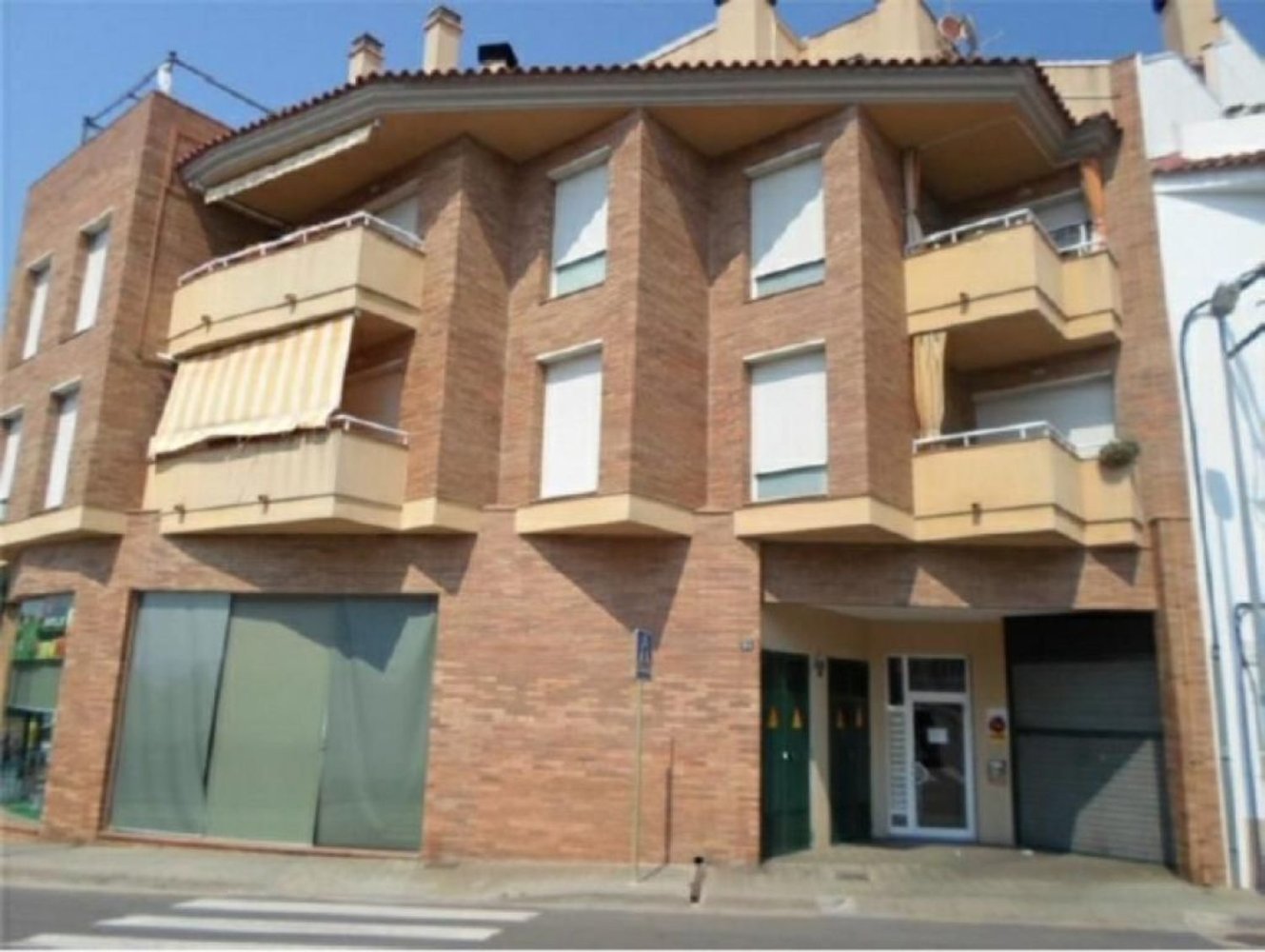 291m² Commercial property in Blanes, Spain No. 195896