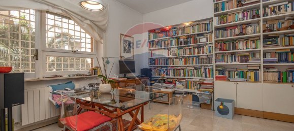 2 rooms Apartment in Rome, Italy No. 288550 16