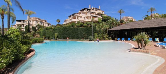 Квартира с 3 спальнями в Бенахавис, Испания № 270293 21