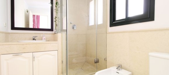 Квартира с 3 спальнями в Бенахавис, Испания № 270293 14