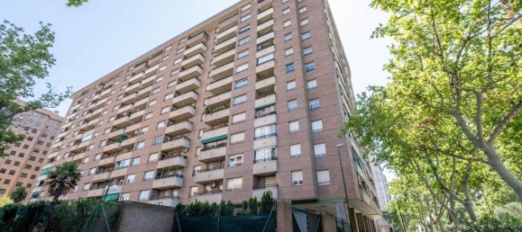 3 bedrooms Apartment in Zaragoza, Spain No. 138561 50