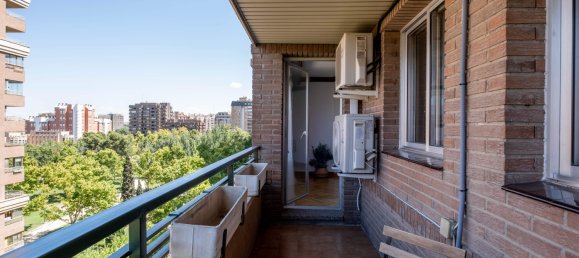 3 bedrooms Apartment in Zaragoza, Spain No. 138561 25