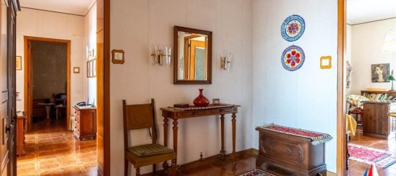 Квартира с 6 комнатами в Катания, Италия № 36131 13