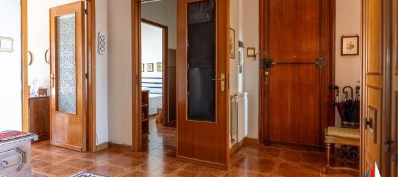 Квартира с 6 комнатами в Катания, Италия № 36131 29