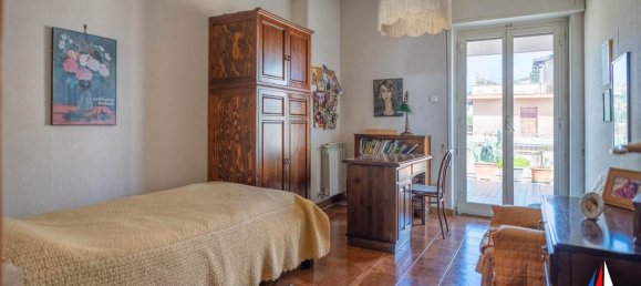 Квартира с 6 комнатами в Катания, Италия № 36131 45