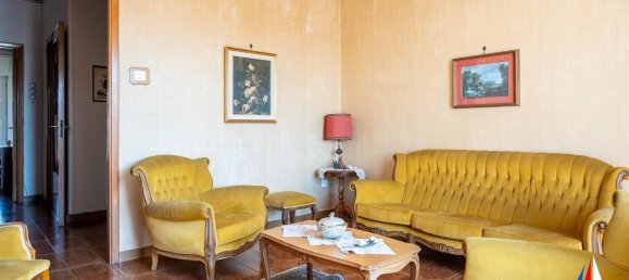 Квартира с 6 комнатами в Катания, Италия № 36131 18