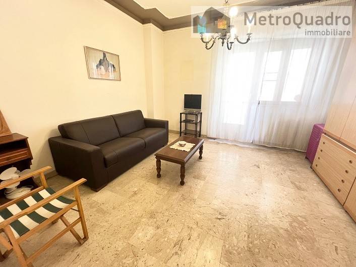 Квартира с 2 спальнями в Таранто, Италия № 83050