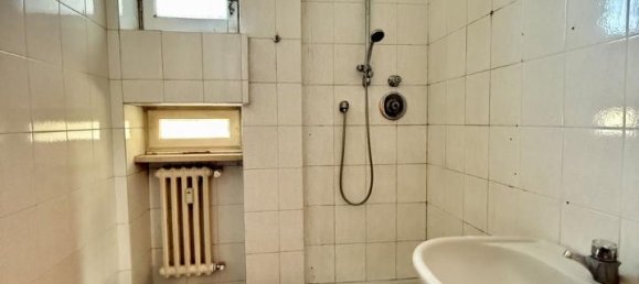 3 rooms Apartment in Turin, Italy No. 124936 11