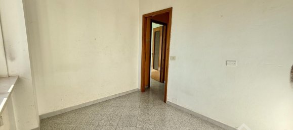 3 rooms Apartment in Turin, Italy No. 124936 15
