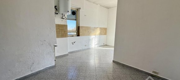 3 rooms Apartment in Turin, Italy No. 124936 5