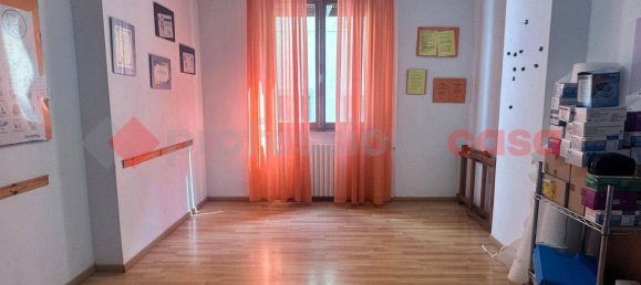 5 rooms Office in Livorno, Italy No. 356713 21