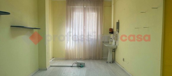5 rooms Office in Livorno, Italy No. 356713 7