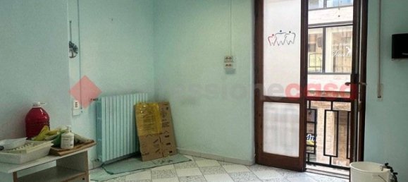 5 rooms Office in Livorno, Italy No. 356713 17