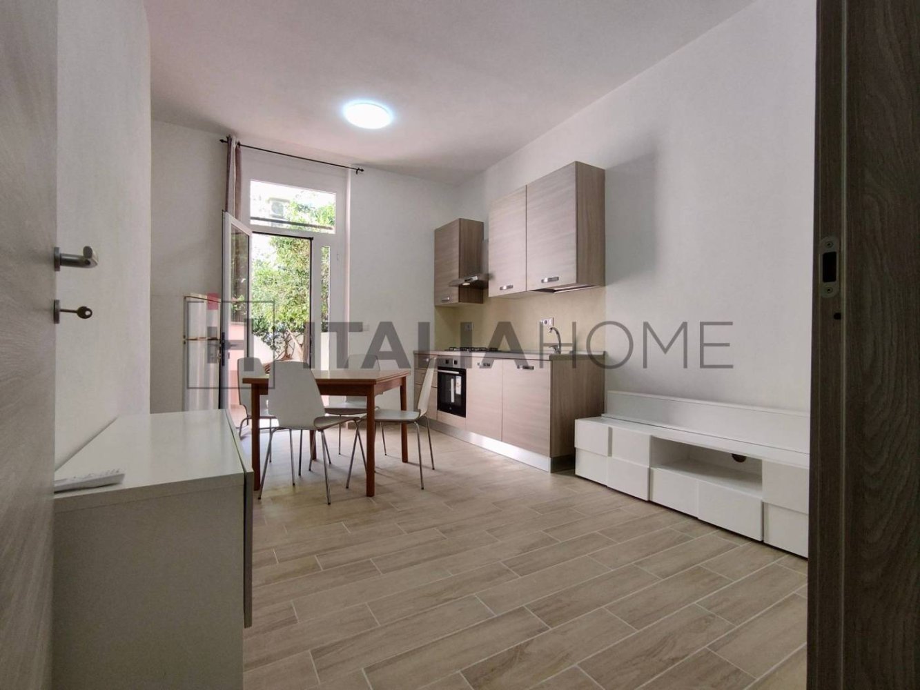 Apartamento T2 em Cagliari, Italy N.º 294126
