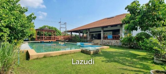 4 bedrooms Cafe / restaurant in Pattaya, Thailand No. 15384 8