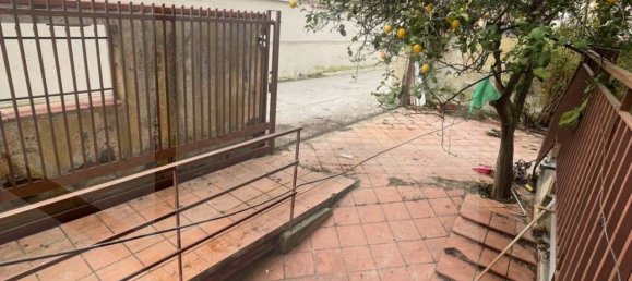 6 rooms House in Villaricca, Italy No. 29390 13