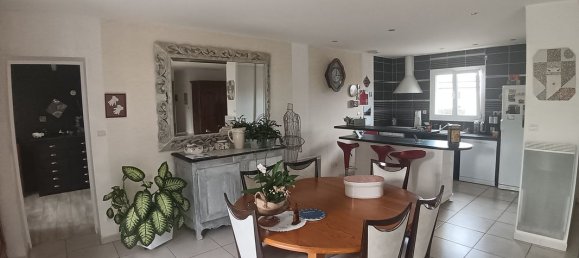 3 Schlafzimmer Haus in Deux-Sevres, France, Nr. 295842 3