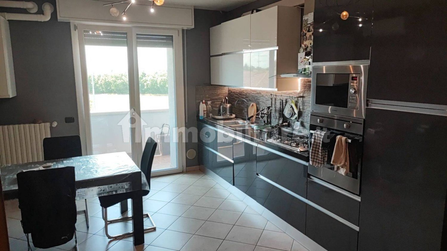 Apartamento T2 em Suzzara, Italy N.º 346784