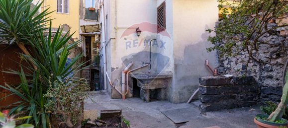 5 rooms House in Catania, Italy No. 173560 26