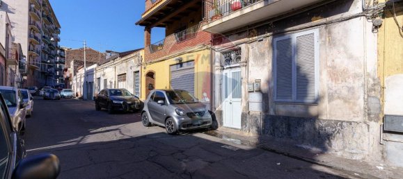 5 rooms House in Catania, Italy No. 173560 29
