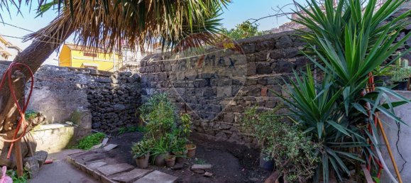 5 rooms House in Catania, Italy No. 173560 25