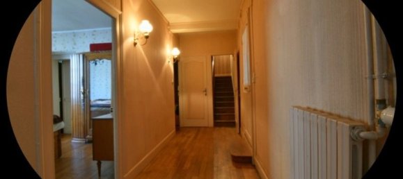 5 Schlafzimmer Stadthaus in Le Chatelet, France, Nr. 75906 44