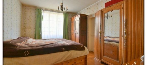 5 Schlafzimmer Stadthaus in Le Chatelet, France, Nr. 75906 20