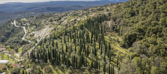 Villa T5 em Tourrettes-sur-Loup, France N.º 45 8