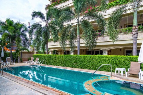 3 bedrooms Apartment in Pattaya, Thailand No. 12927